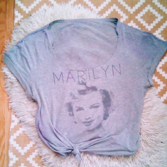 Marilyn Gray Off Shlder Tee Sz XL - Picture 4 of 4